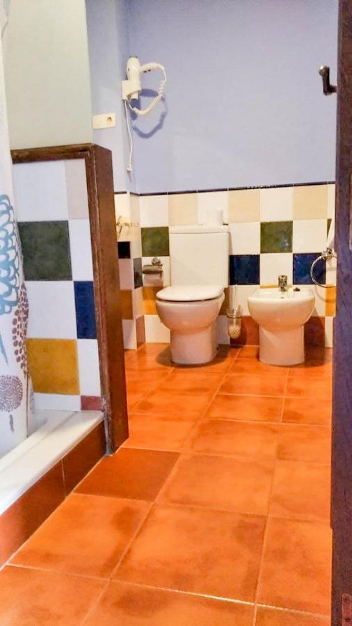 Hostal El Cascapenas De La Alpujarra Capileira Exterior photo