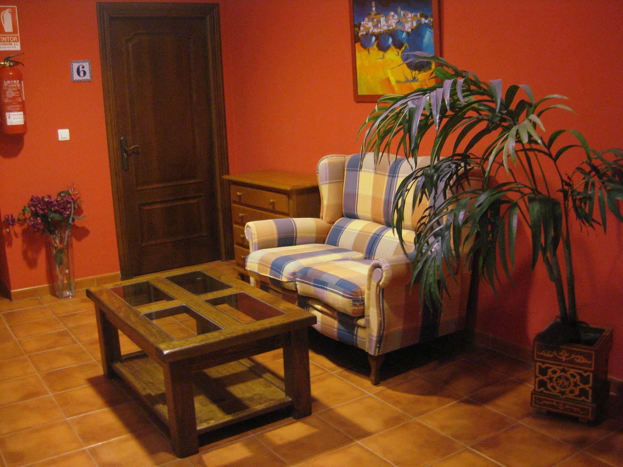 Hostal El Cascapenas De La Alpujarra Capileira Exterior photo